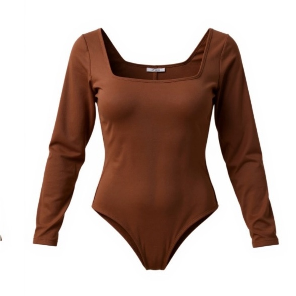 Babaton Brown Top NWOT